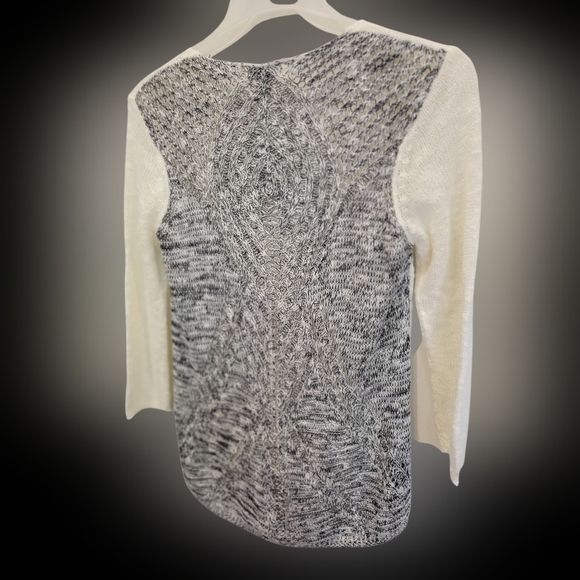 Live & Let Live One World 2 Tone Loose Knit Pullover Top Light Weight Top PS - Picture 7 of 7